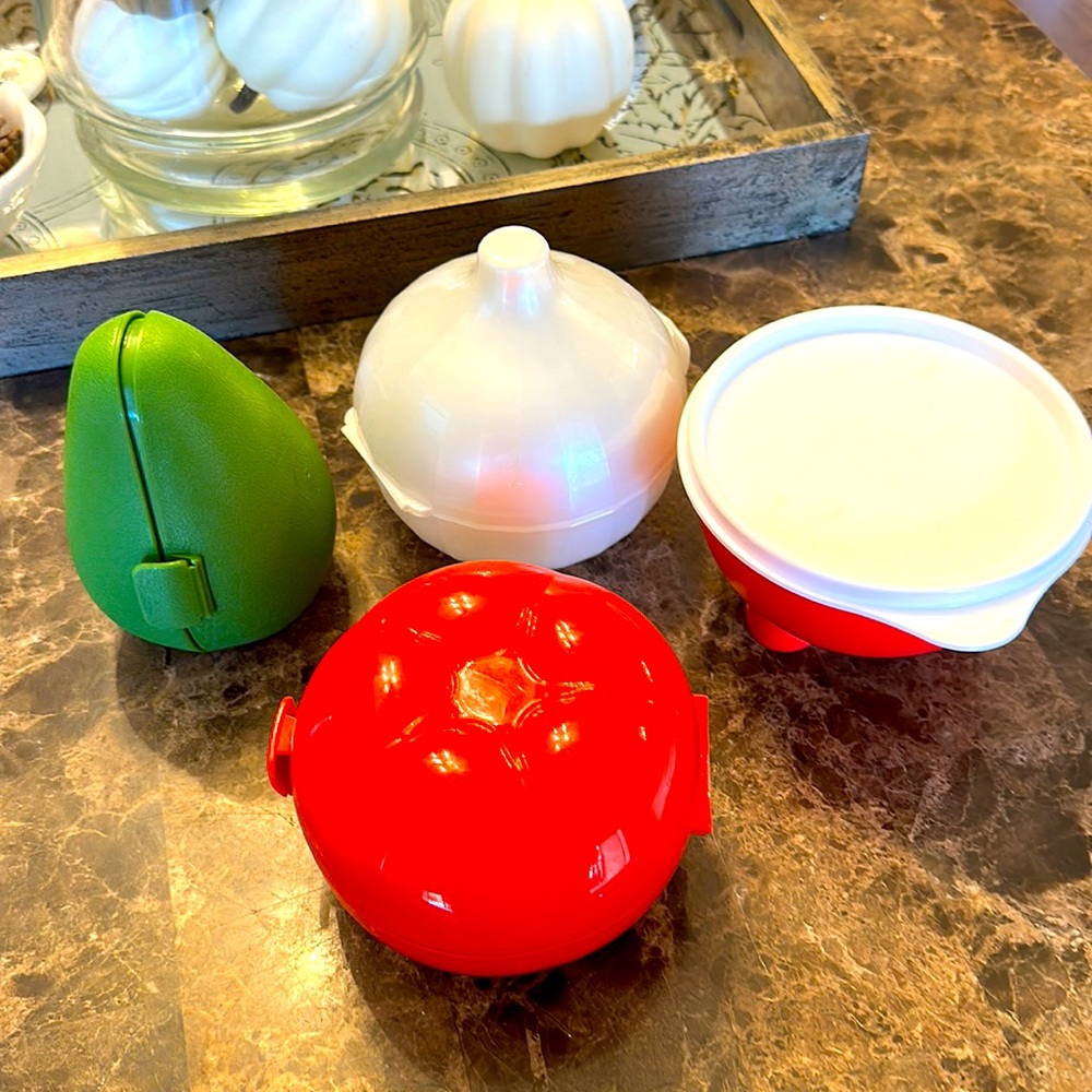 Salsa, guacamole, Tupperware Vegetable storage set. bowl, tomato, onion, avocado